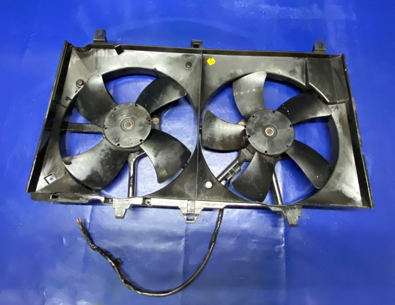 2003 2007 NISSAN 350Z RADIATOR COOLING FAN ASSEMBLY 3.5L 21483CD000 77402 eBay