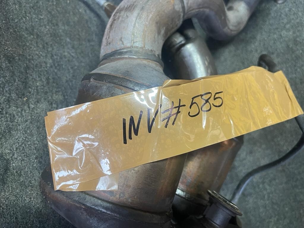 BMW 320i 3 SERIES E81 E87 E90 E91 E92 EXHAUST MANIFOLD CATALYTIC