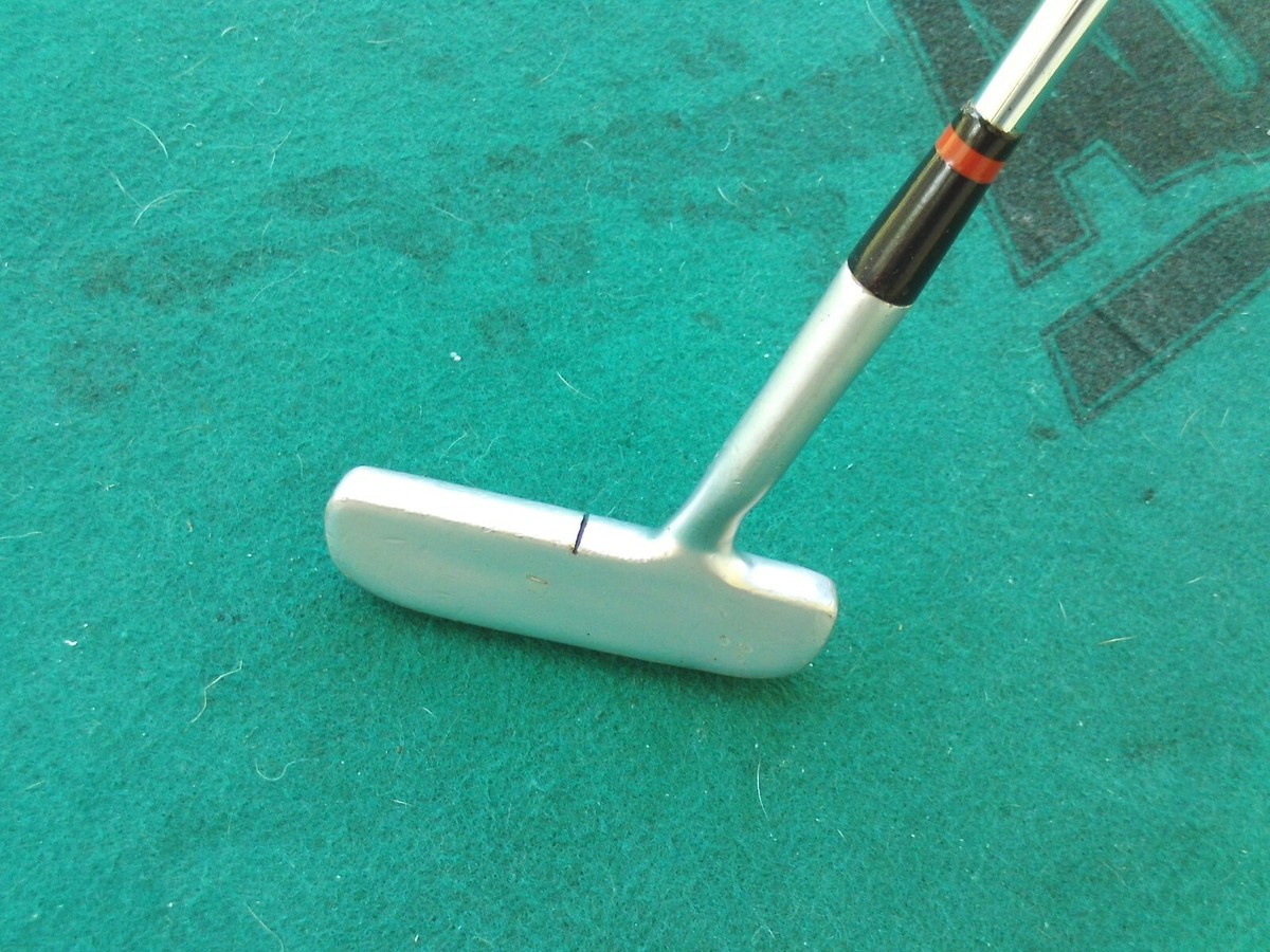 Rare MacGregor Classic Spur 955G Putter Mens RH Steel Golf Club
