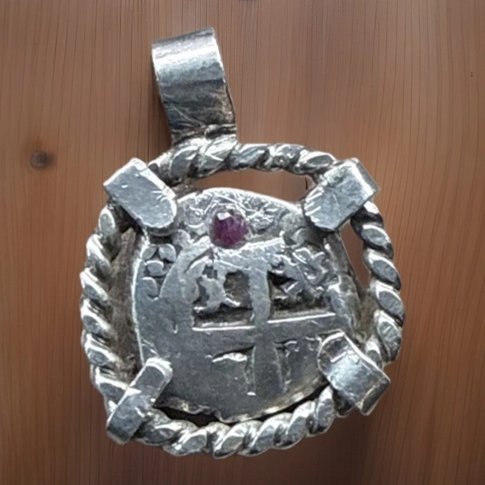 Auténtica Moneda Cob Naufragio Plata 1 Real Era Colonial Española en Bisel Personalizado Foto 2 de 4