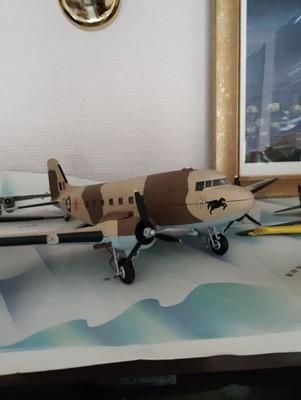 DC-3 C-47 ダコタ ダイキャスト 1/72級 約40cm B-17 DC-3 C-47 Dakota Diecast 172 Class Approx 40cm B-17 | eBay