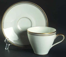 Heinrich - H&C Prominenz Cup & Saucer 6709161
