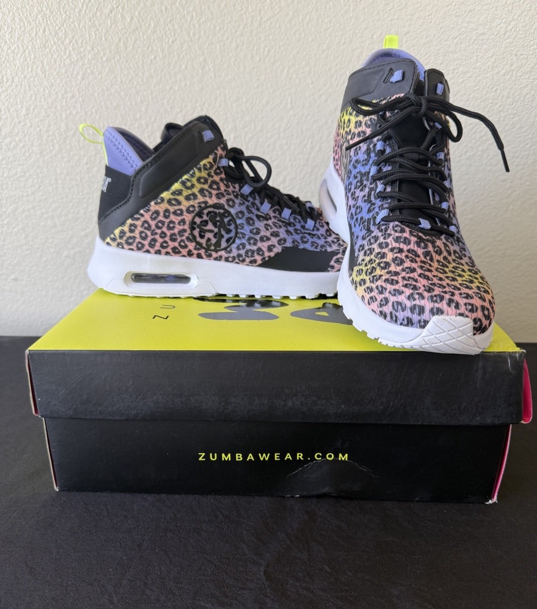 新品★ 正規品★定価の半額★Zumba Air Funk 24.5cmハイカット Zumba Air Funk - Black – Zumba Wear | STRONG iD