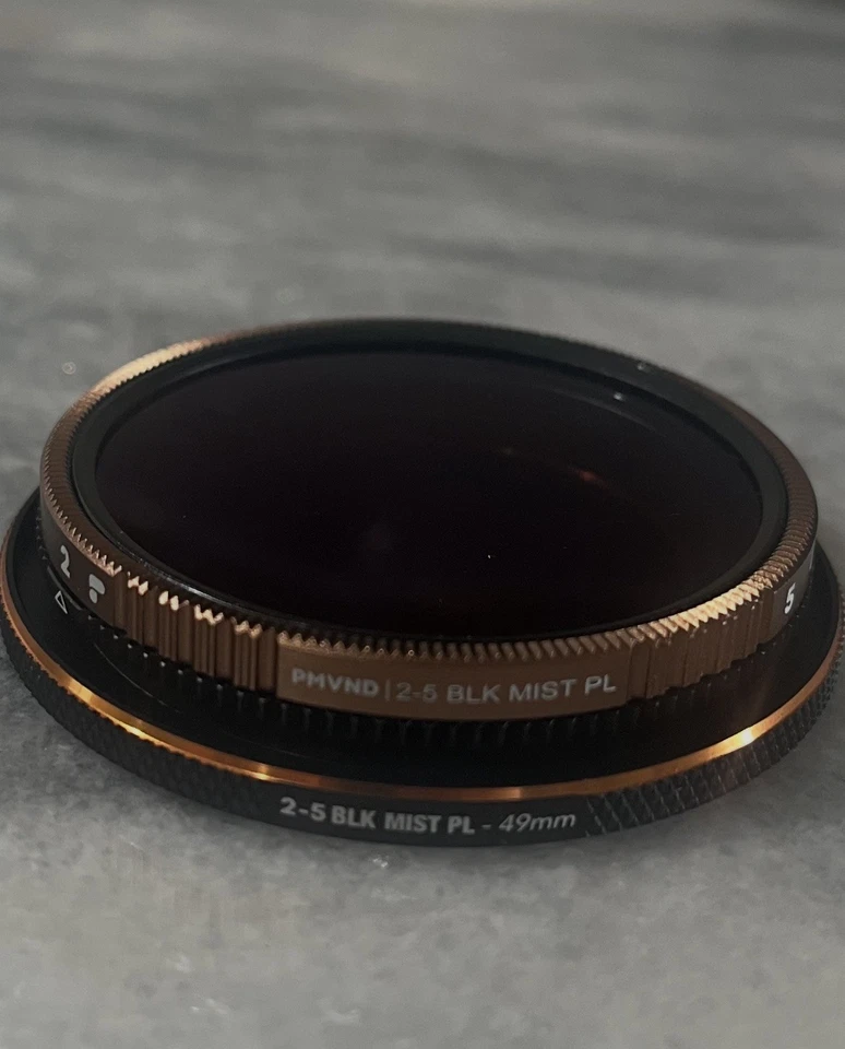PolarPro 49mm Peter McKinnon Variable ND Filter MIST Edition II (2-5 Stop) - Image 2 of 4