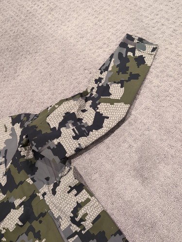 Kuiu Kutana Stormshell Rain Jacket 2XL Verde 2.0 Mint Free Shipping! - Picture 4 of 14