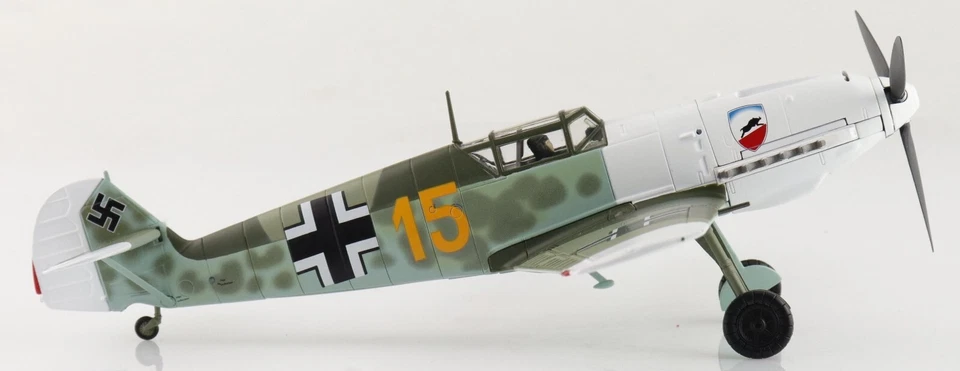 Hobby Master 1/48 Messerschmitt Bf 109E -3 Karl Wolff Amarillo 15 III/JG 52 HA8723 Foto 4 de 4