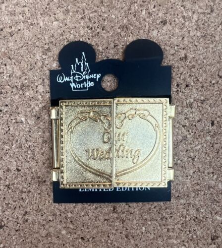 2001 WDW Mickey & Minnie Groom & Bride Our Wedding LE Hinged Disney Pin