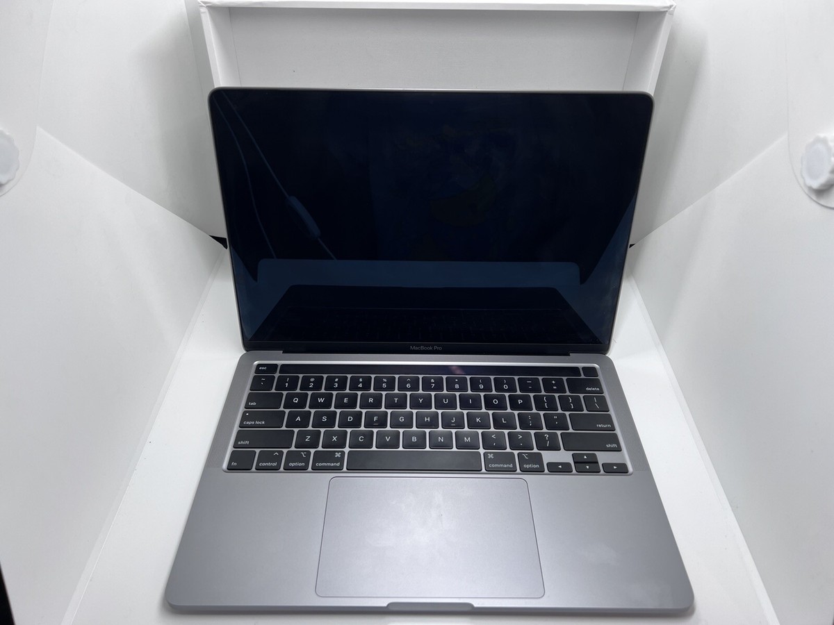 2020 MacBook Pro 16gb ram Gently Used in box in Silver, touch bar