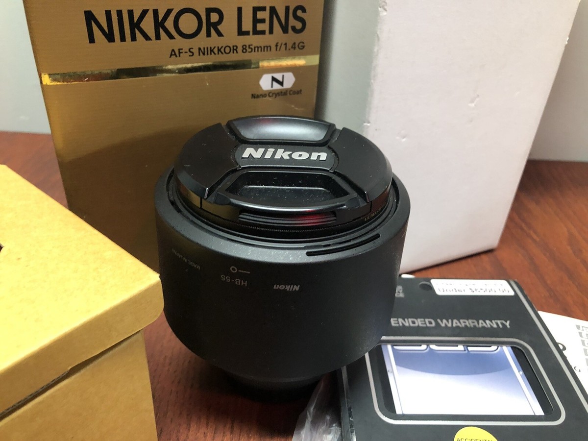 Nikon AF-S Nikkor 85mm f1.4 G Classic Portrait Lens + Filter Used