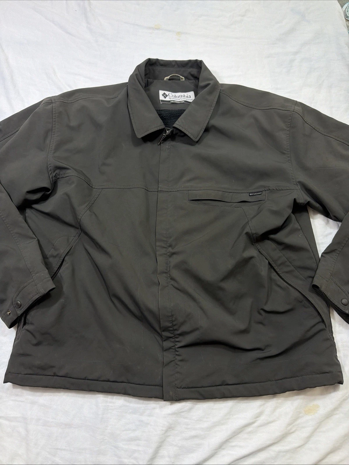 Columbia Men’s XXL Softshell Gray Bomber Jacket Full Zip Lined Polyester Stains