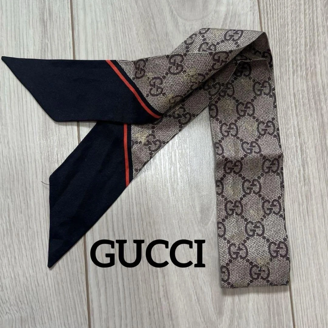 Ruban écharpe motif abeille GUCCI série Gg