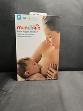 Munchkin Flow Nipple Shield w/ See Thru Channel to Watch Milk Flow Medium 20mm