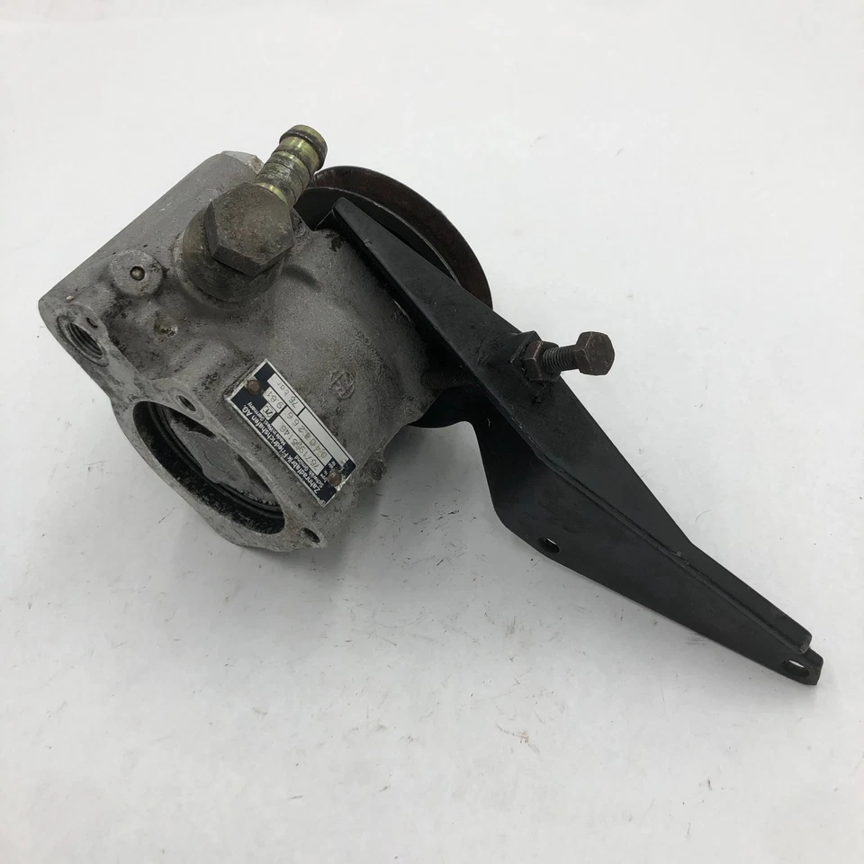 Original Porsche 928 Servopumpe Steering Pump ZF 7671955146 / 92834744108 - Image 2 of 4