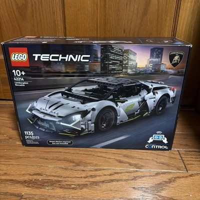 LEGO Technic Lamborghini Revuelto Super Sports Car 42214 SEE DETAILS