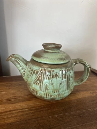 New ListingFrankoma Mayan Aztec Prairie Green Tea Pot w/ Lid Art Pottery Vintage EXCELLENT