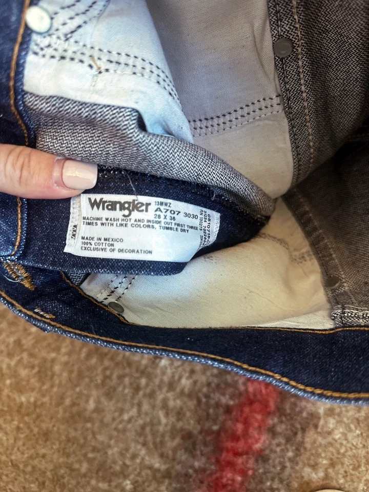 Wrangler 13MWZ Cowboy Cut Jeans - Dark Blue and Starched Denim 28 X 36 - Image 2 of 3