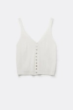 The Q2 Knit Buttoned Crop Top
