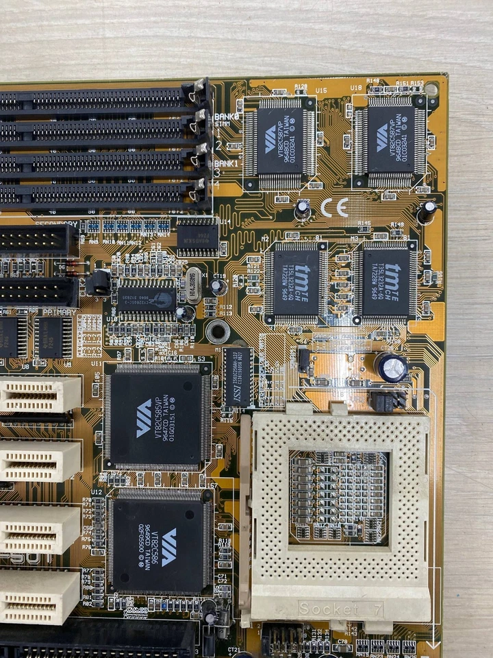 Motherboard FIC VA-501 Socket 7 4x Simm 4x PCI 3x Isa - Image 4 of 4
