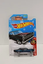 Hot Wheels 2016 HW Flames '66 Ford 427 Fairlane 95/250 Snowflake Card READ