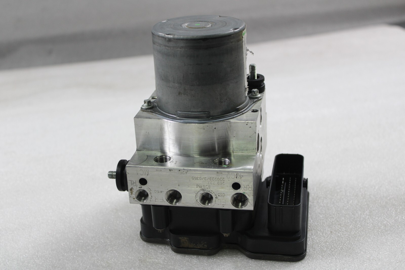 Ferrari F8 Tributo, Anti-Lock Brake Control Unit, ABS, Used, P/N 828152
