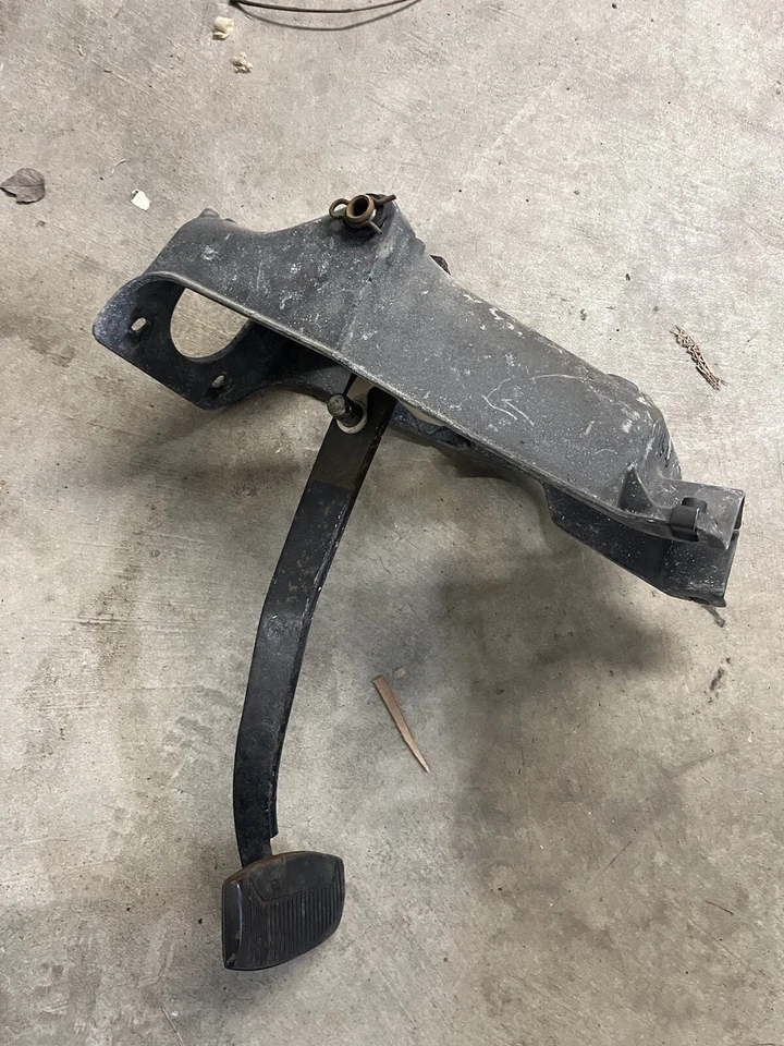 87-91 1987-1991 Camión Ford Bronco Automático Freno PEDAL MONTAJE OEM Foto 4 de 4