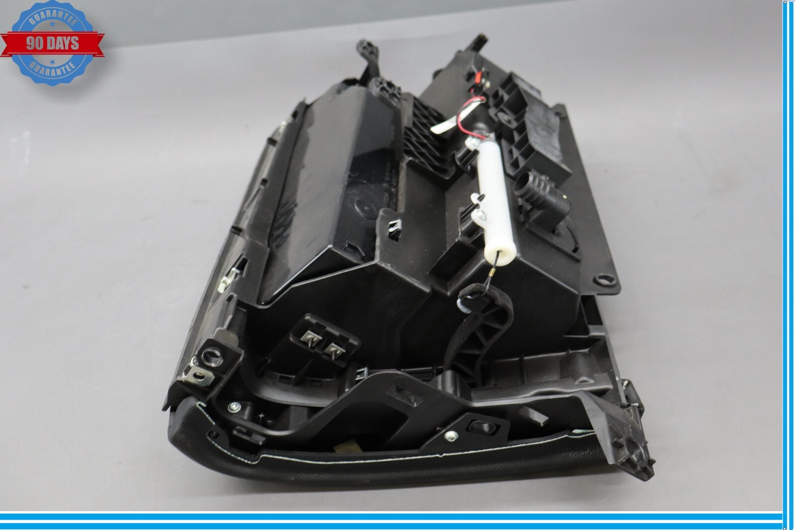 Maserati Ghibli 2014-2017 Glove box