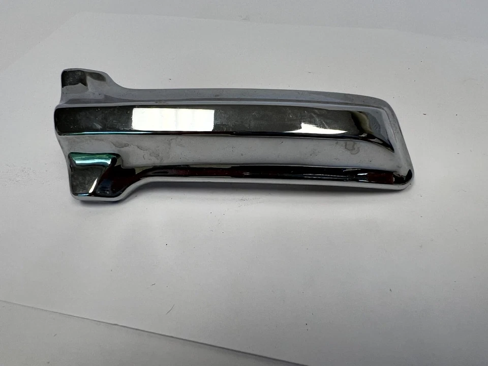 Dodge Custom Coronet 1955 barra de parrilla lateral izquierda tapa cromada NOS 1599520 Foto 3 de 4