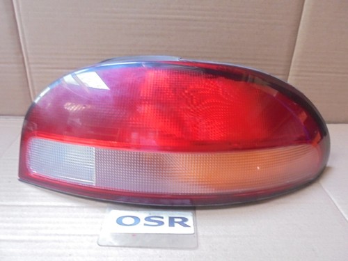 PROTON SATRIA 2003 3-TÜRER ABSEITS FAHRERSEITE RÜCKLEUCHTE - Bild 2 von 12