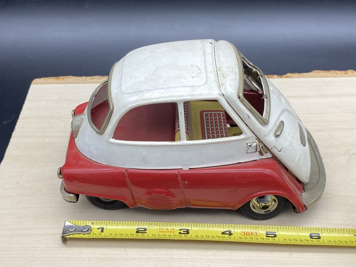Vintage Bandai BMW Isetta Tin Friction Micro Car Red & White Vintage Bandai BMW Isetta Tin Friction Micro Car Red & White