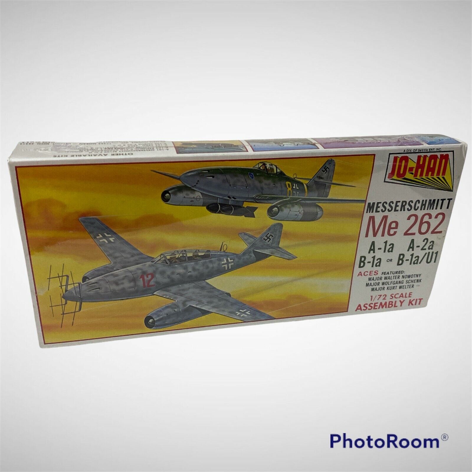 JO-HAN 1:72 Messerschmitt Me-262 A-1a A-2a B-1a B-1a/U1 Plastic Model Kit #A-104