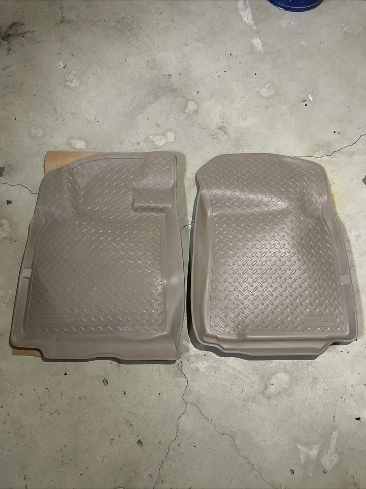 Alfombrillas Husky forros para Toyota Tundra/Sequoia 07-11 - Delantero/1ª fila - Tostado Foto 2 de 4