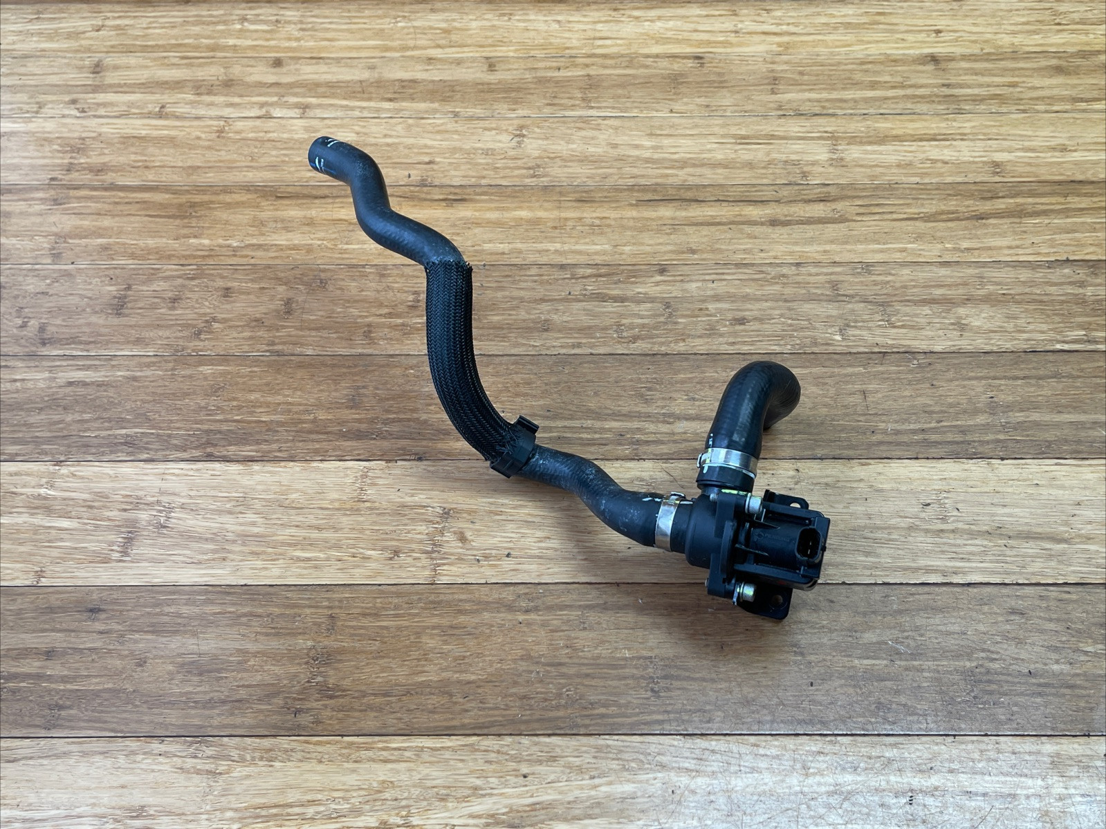 Ferrari California 2015-2018 right Blow off valve