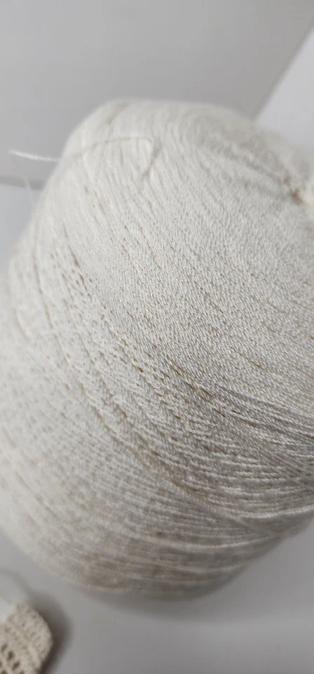 Dyetex Twistex White 500 Chenille Yarn Cone – 2 lbs 13.8 oz, Lot 9832 - Image 3 of 4