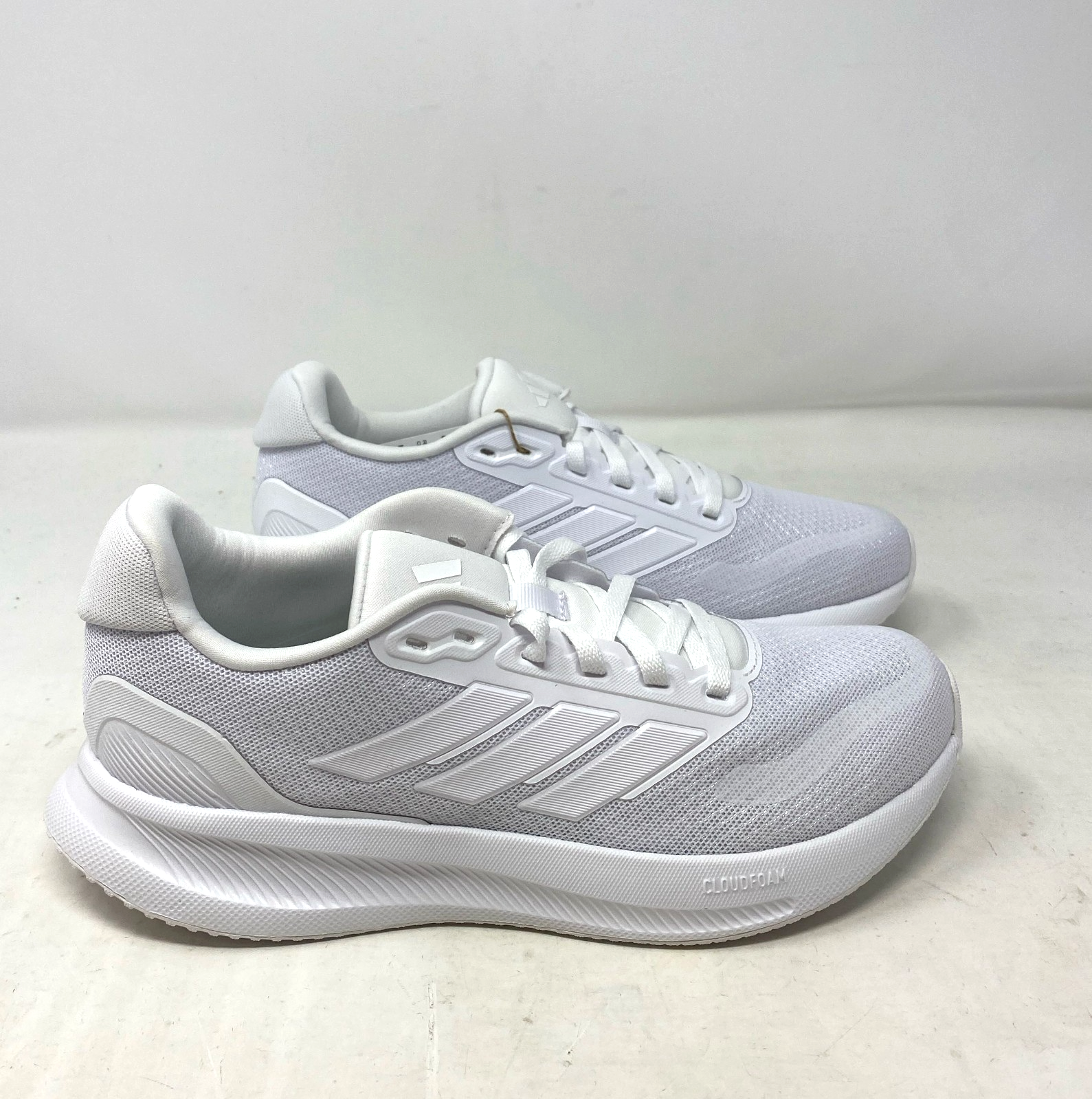 adidas Runfalcon 5 Womens Running Athletic Shoes Triple White IH7760 Size 6