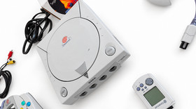Vintage Sega Dreamcast Competitor's Bundle 6 Games 4 Controllers VMU Tested