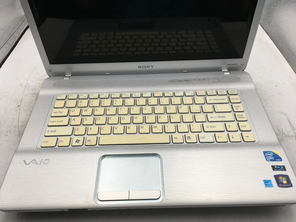 SONY VAIO VGN NW270F - PARA REPUESTOS - Intel Core 2 Duo T6600 - 4GB RAM - LEER - BB Foto 3 de 4