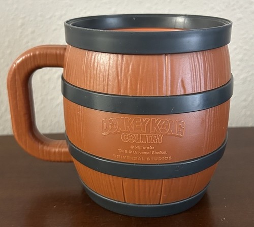 Universal Studios Super Nintendo World Donkey Kong Country Tazza Barile Ecc LE - Foto 3 di 12