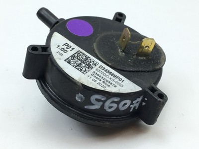 Trane American Standard Air Pressure Switch D345669P01 9370DC-XS-0003 used #O95