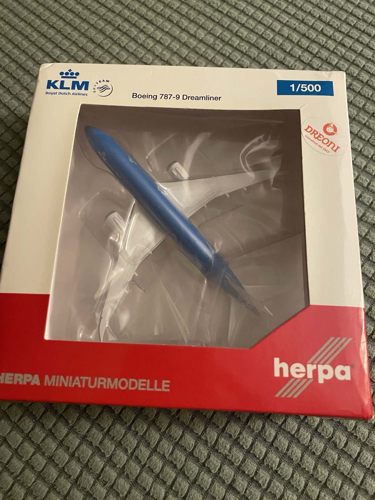 KLM B787-9 Dreamliner Herpa 1/500 Model Airplane Good Condition