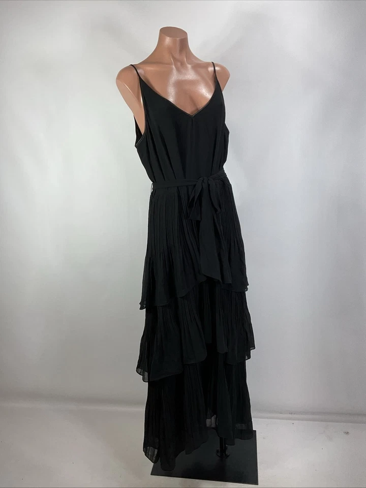 Vestido Negro Casa Blanca Mercado Negro WHBM En Niveles Plisado Volantes Gasa Sin Mangas 16 Foto 3 de 4