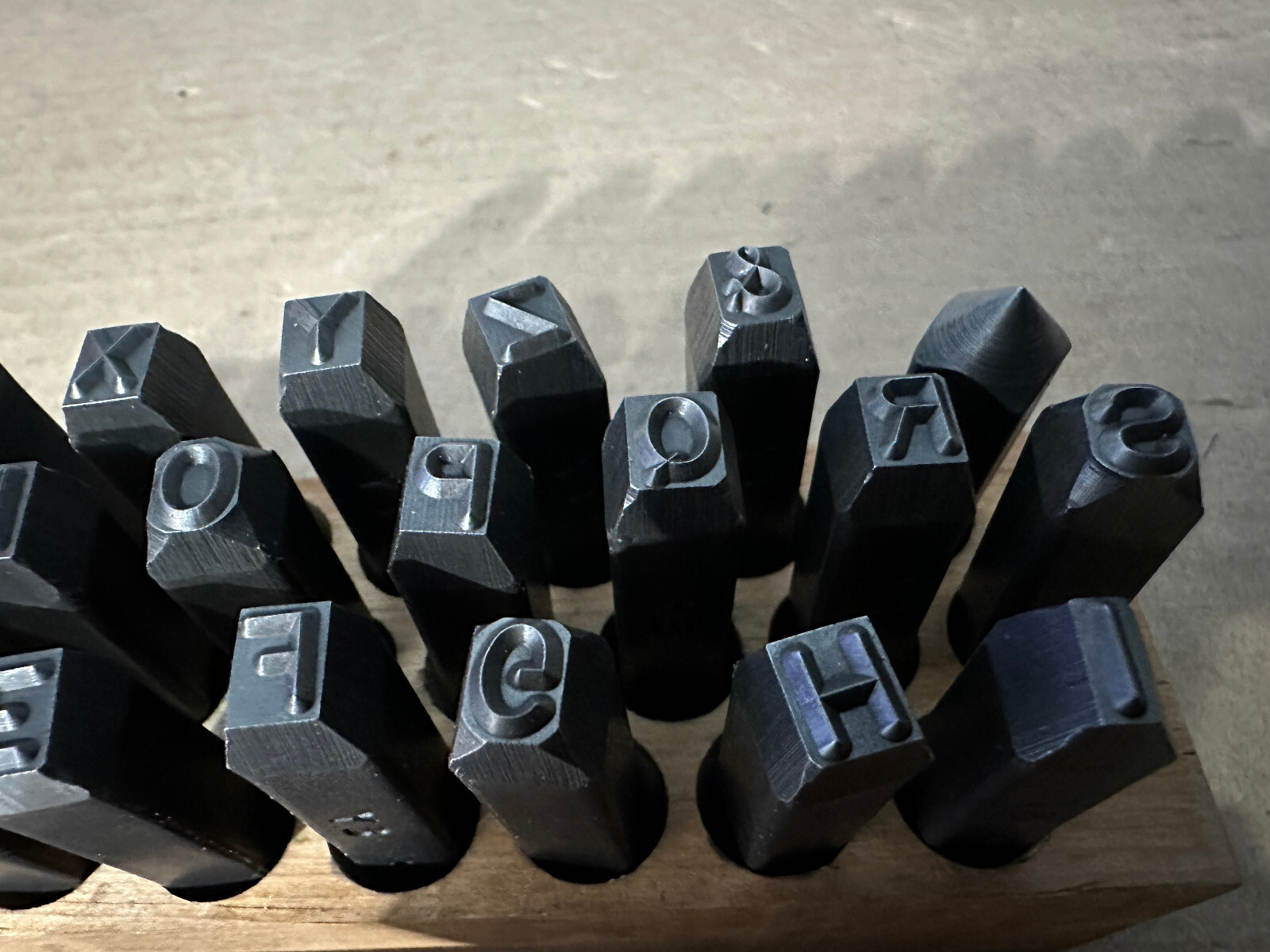 YOUNG BROS 28 PIECE 1/4" STEEL DIE HAND STAMP LETTER SET IN BOX USA