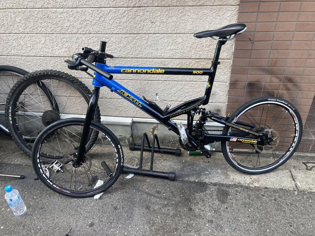 Cannondale Touring Road Bike