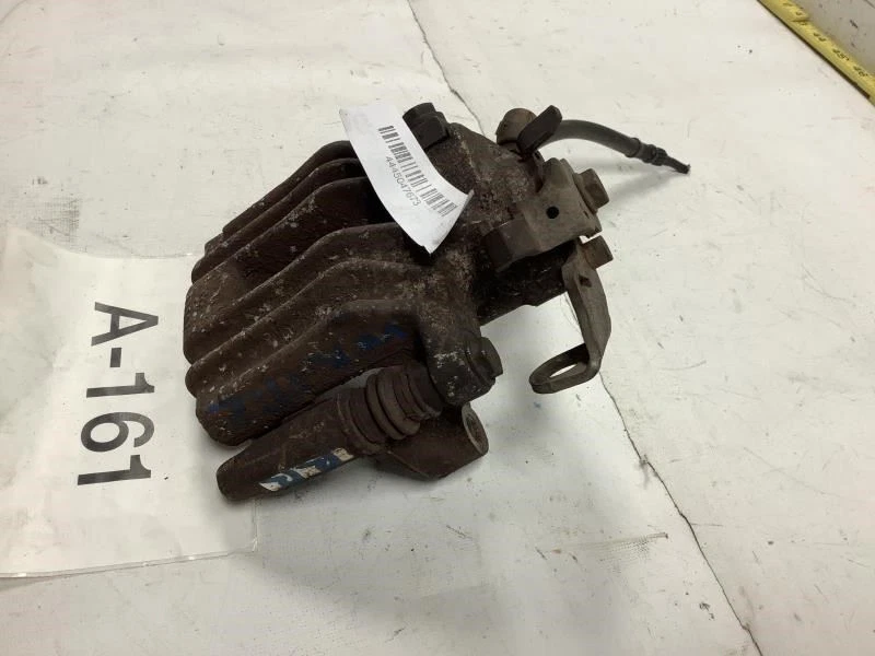 Pinza de freno trasera derecha convertible Volkswagen Beetle 2004 ajuste 00-11 Golf Foto 2 de 4