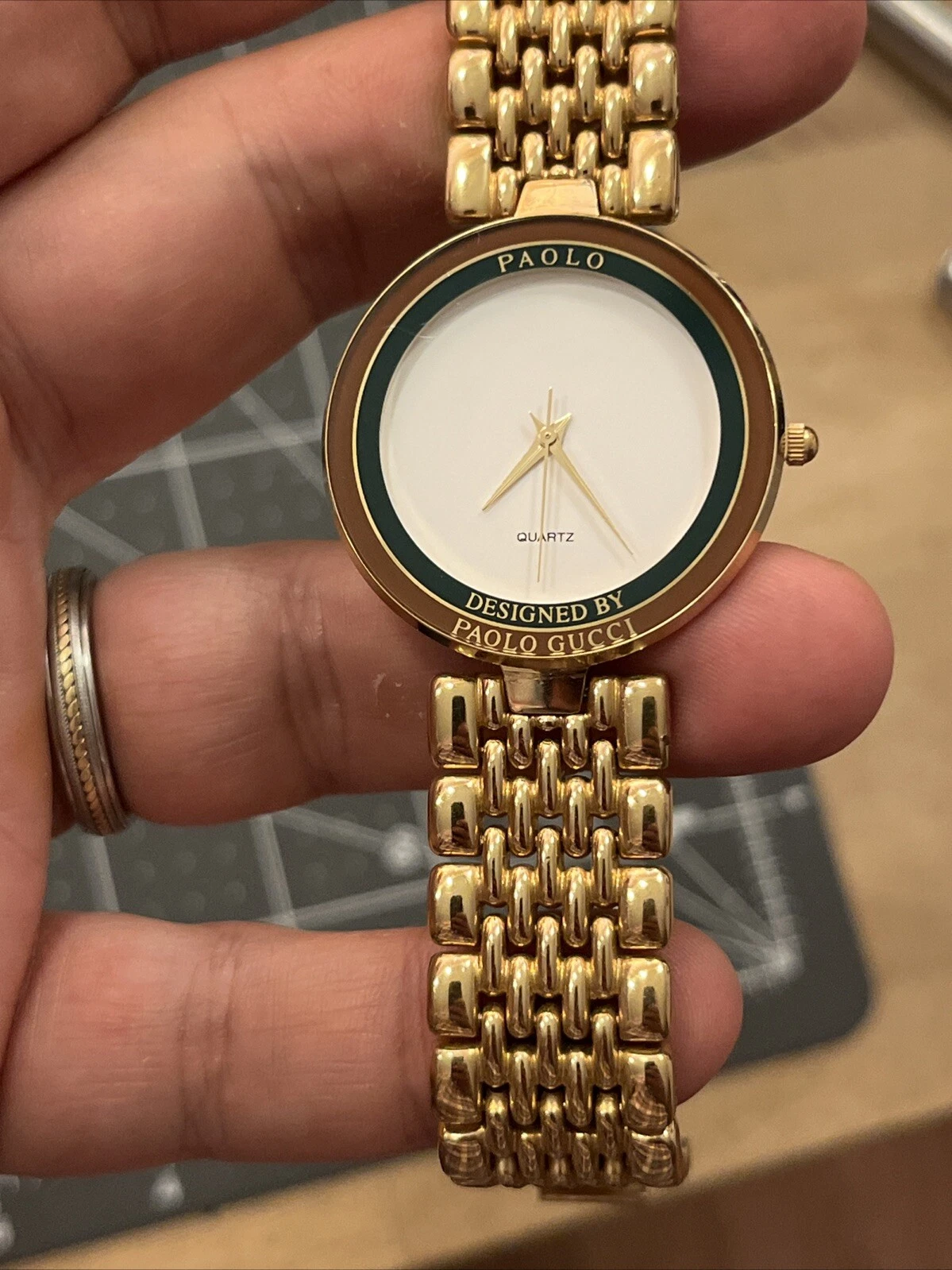 AUTHENTIQUE MONTRE GUCCI Paolo Sherry 403 homme années 90 vintage   pile neuve !
