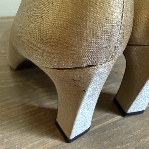 Stuart Weitzman Damen 8 Gold Vintage 1990’s Square Toe Pumps - Bild 8 von 11