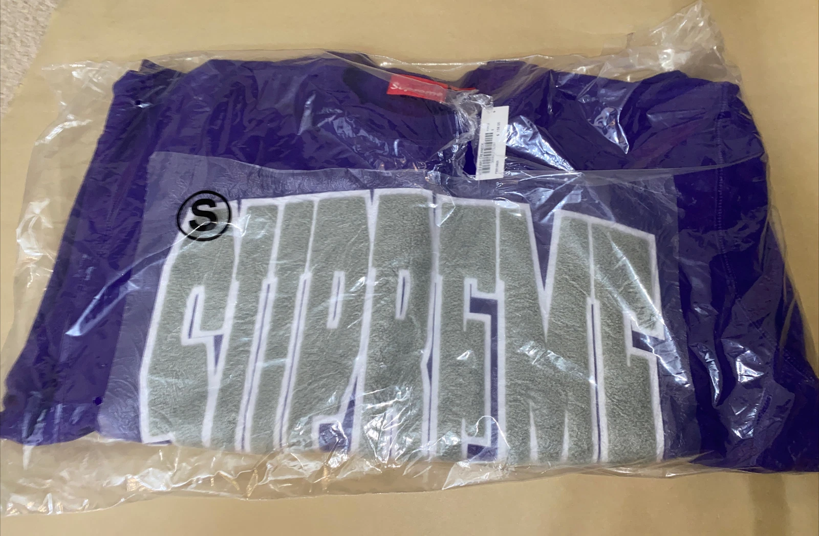 Supreme Cities Arc Crewneck petit flambant neuf dans son emballage rare taille S