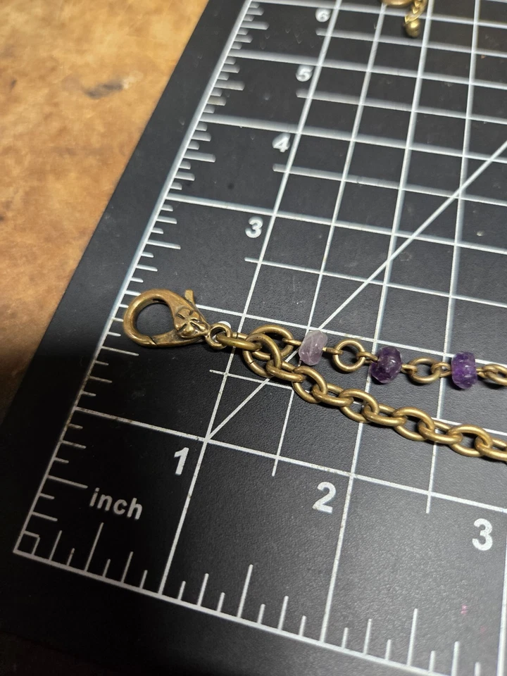 Pulsera Lucky Brand Tono Dorado Cuentas Amatista Multi Hilo Cruz Dije Foto 3 de 4