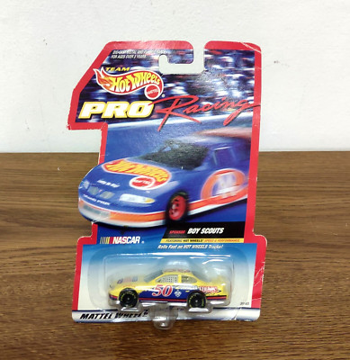 1998 Hot Wheels Pro Racing Boy Scouts Character Counts #50 Car BSA - Damage  N22