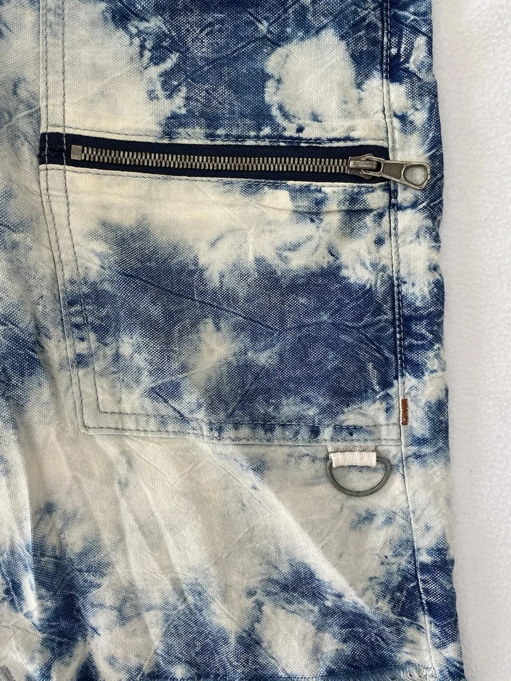 True Religion Shorts Men's 30 Logan Relaxed Denim Button Fly Cut Offs Hem # - Image 3 of 4