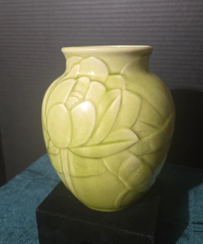 Vintage 1940s Rookwood Vase Chartruse Water Lilly